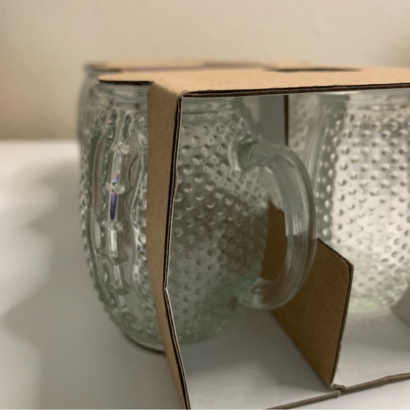 Football Shot Glasses - Set Of 6, Mini Mugs - New In Box - Picture 3 of 6